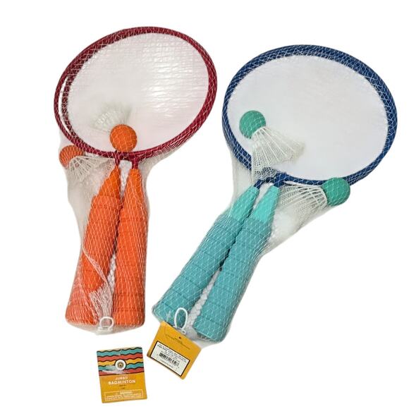 Jumbo Badmitton Set 4 Rackets 4 Shuttlecocks New In Package - Picture 1 of 4